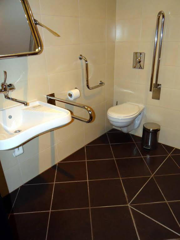Hotel Astory Пилзен Екстериор снимка